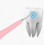 Domácí ultrazvukový čistič zubů